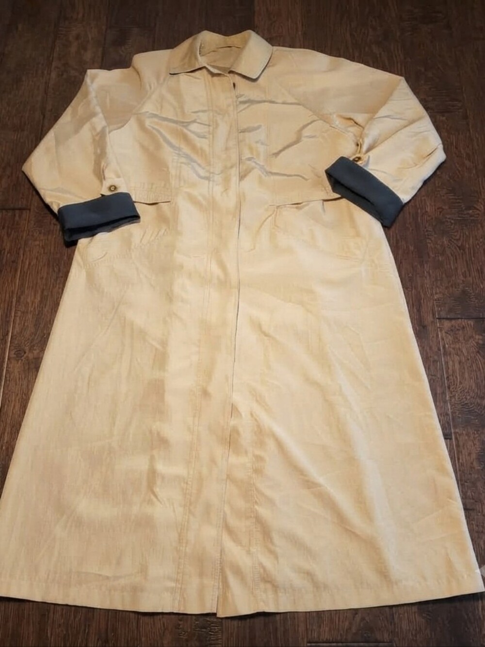 Fleet Street Women's Beige Long Trench Coat Size 12 Lined Button Closure
